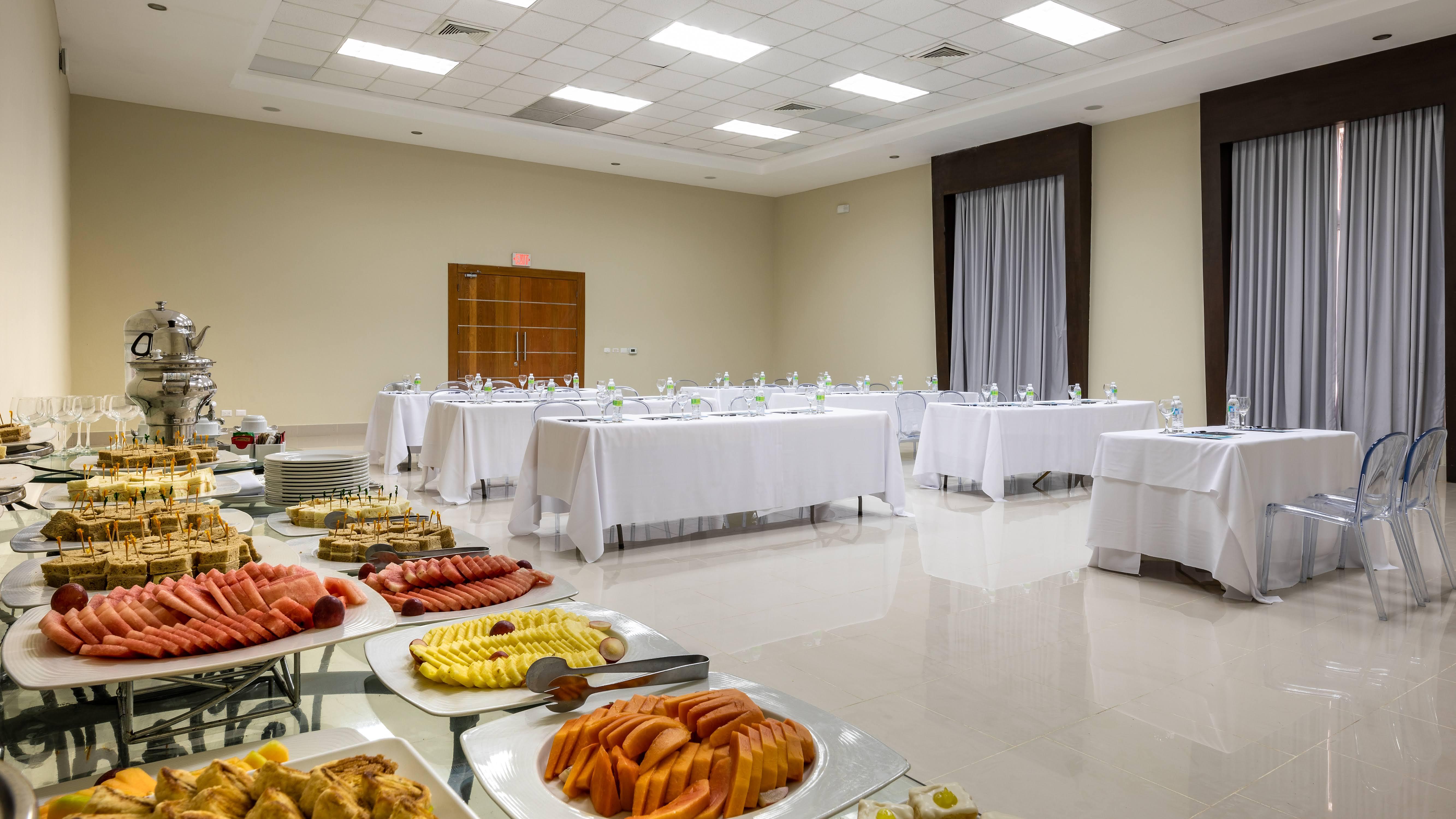 Be Live Collection Canoa Bayahibe Exterior photo A buffet at a hotel